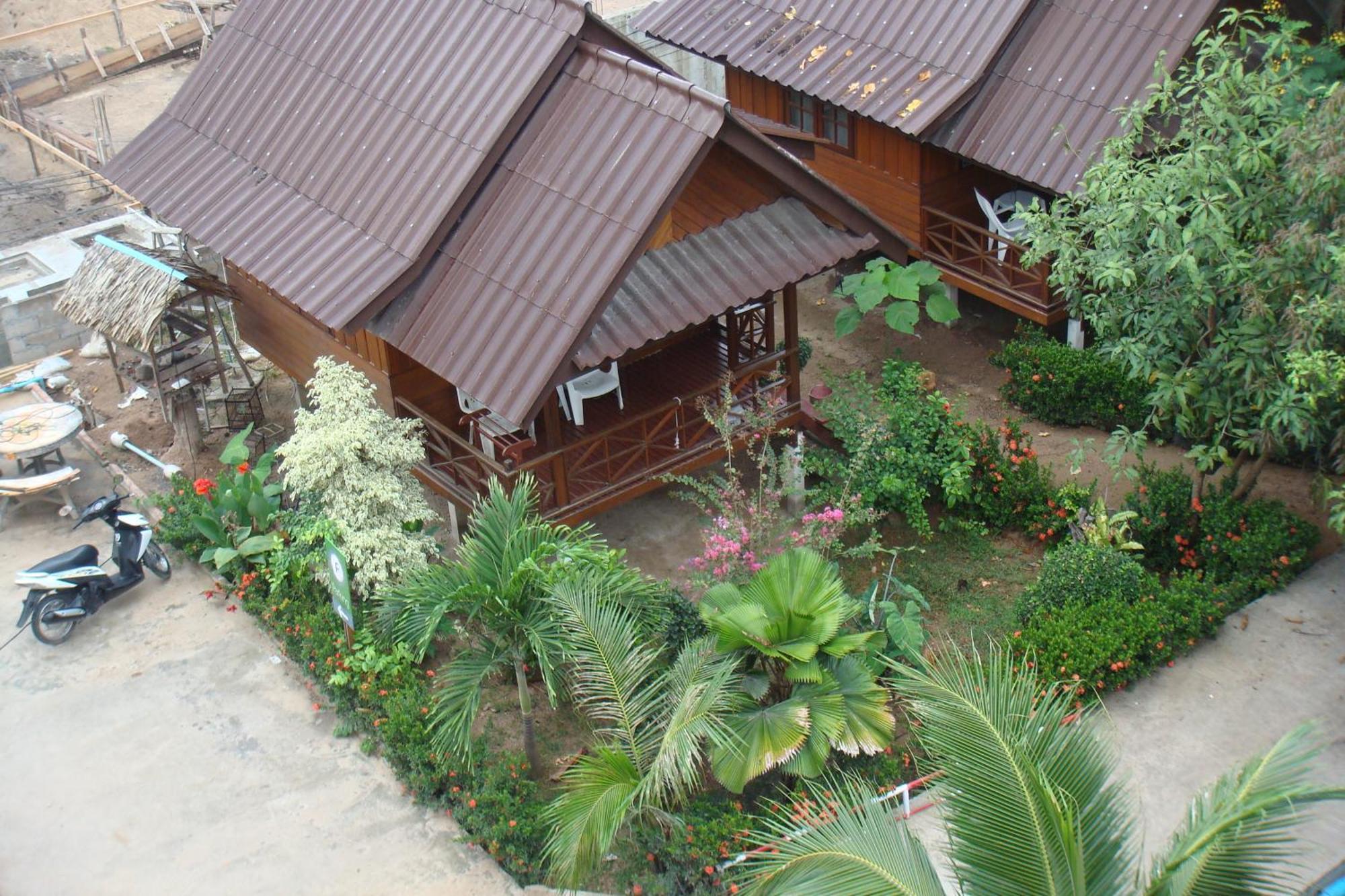 Silver Sands Resort - Тау Экстерьер фото