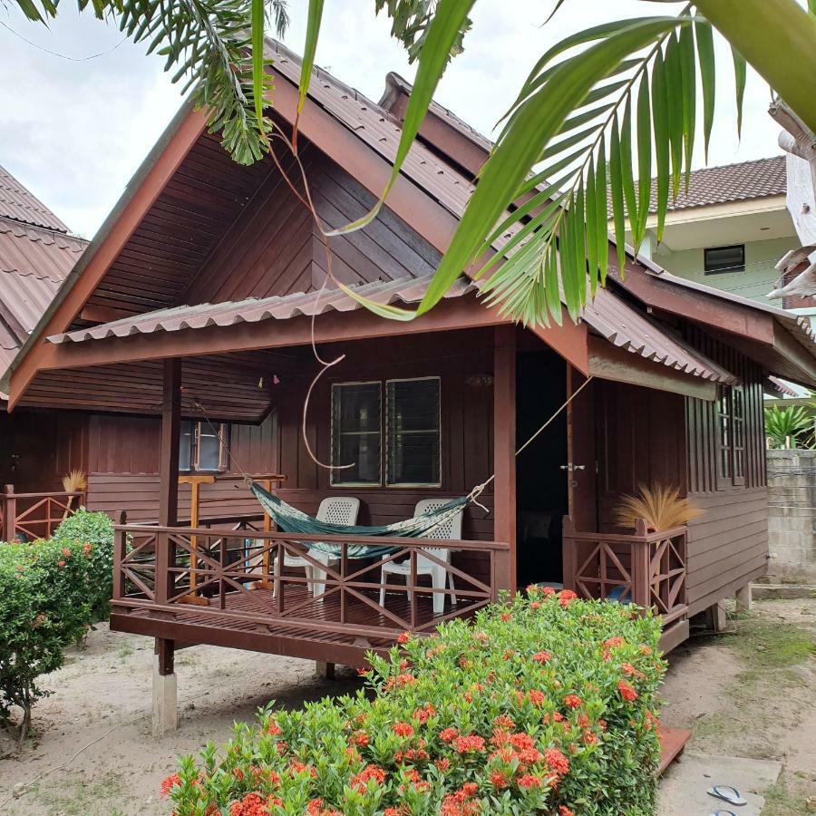 Silver Sands Resort - Тау Экстерьер фото